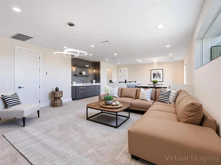 9124 Coral Isles Cir — Photo 55
