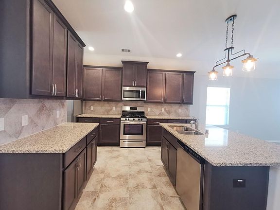 3rd image of 23823 Naples Shore Dr