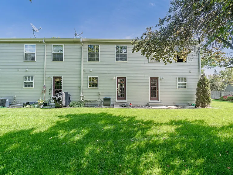 2801 Leisure Dr #B — Photo 18