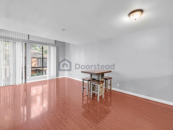 5th image of 13964 Edgewater Dr #129