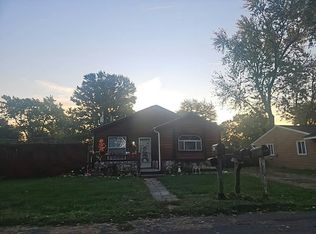 1616 S Lindell Dr, Yorktown, IN 47396