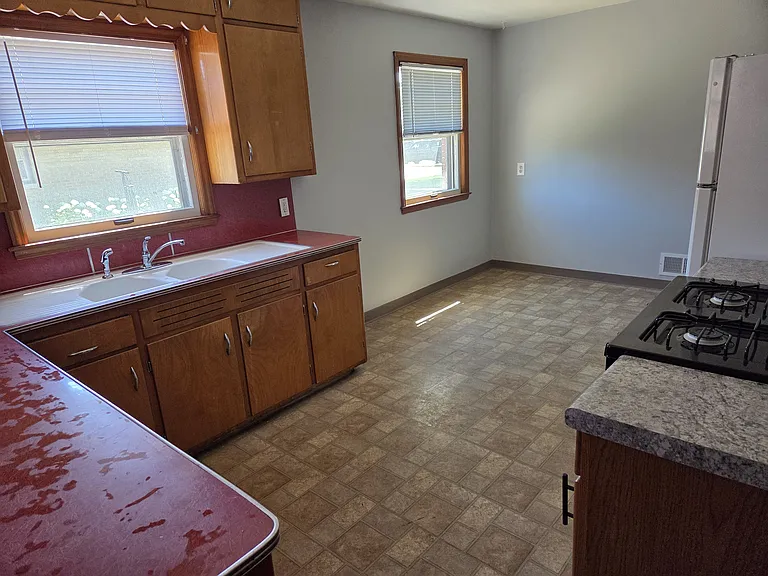 7421 Pershing Blvd #1 — Photo 7