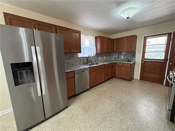 2nd image of 3437 Metairie Ct