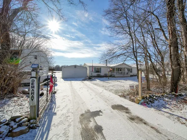 3077 Perrine Rd, Rives Junction, MI 49277
