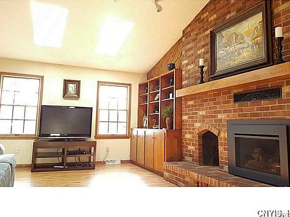 5th image of 4801 Hepplewhite Dr
