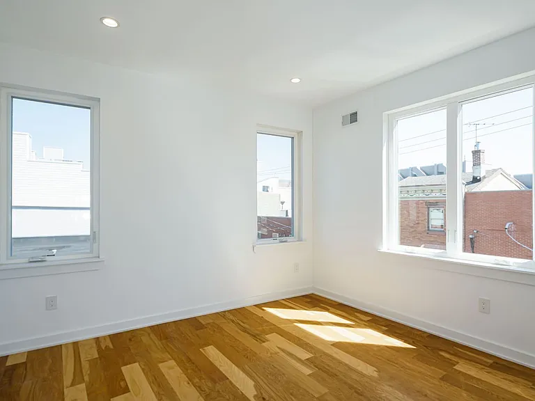 1326 N Mascher St #N — Photo 15