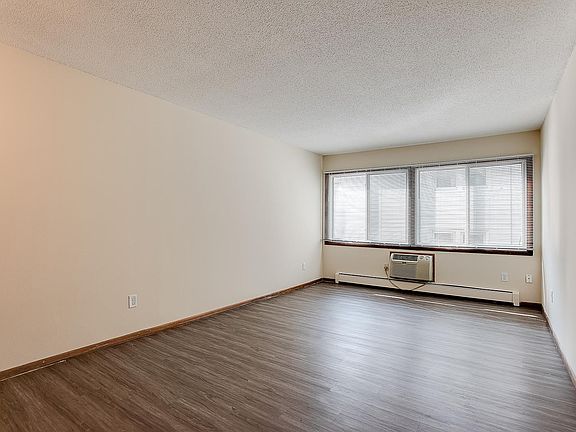 4th image of 3016 Grand Ave S #Studio