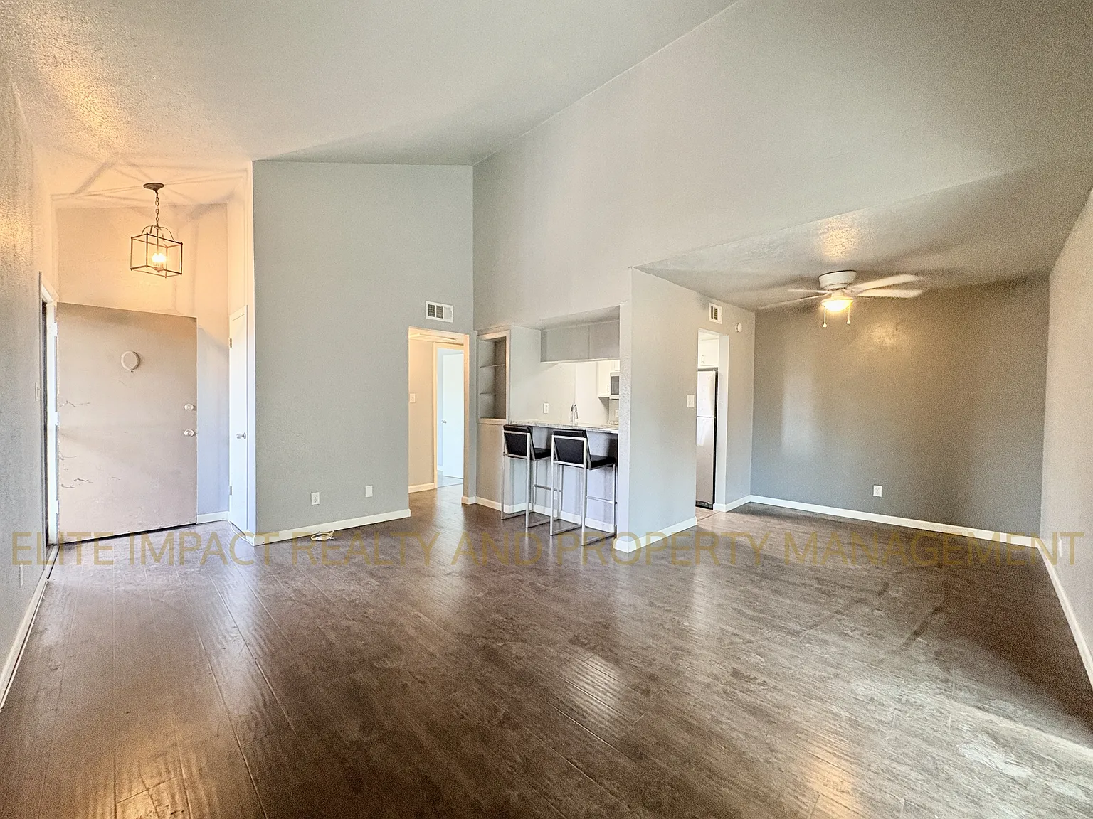 1620 North Wilmot Road F231 - F231 — Photo 2