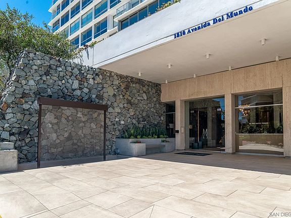 3rd image of 1810 Avenida Del Mundo Unit 205