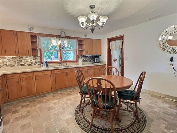 4th image of 3605 N Virginia Ave