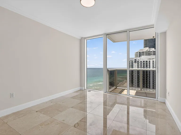 18911 Collins Ave #2303 — Photo 18