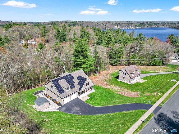 3rd image of 14 Crystal Ridge Drive