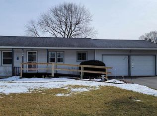 106 E 3rd Ave, Brodhead, WI 53520