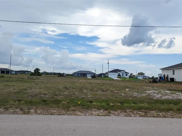 3906 NW 40th Ln, Cape Coral, FL 33993