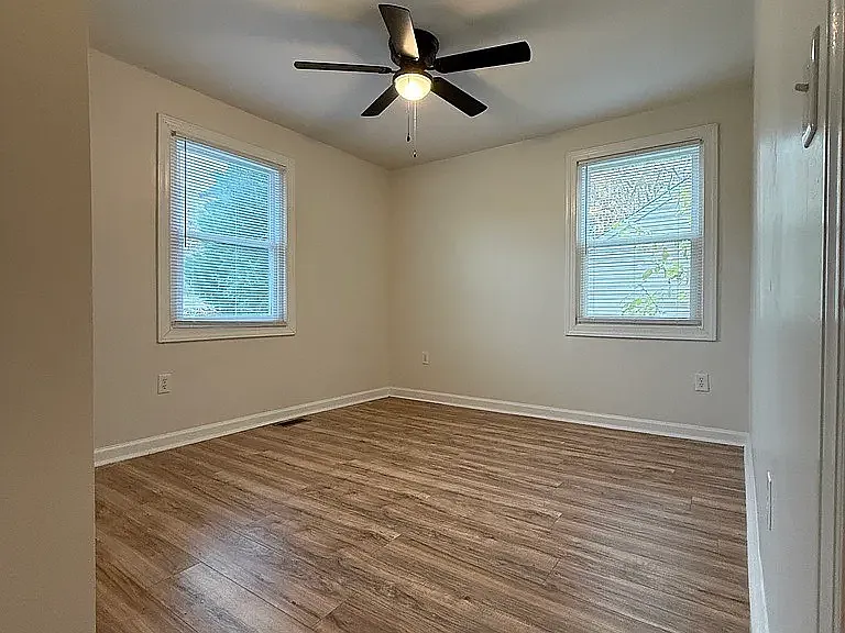 601 Morrow Rd — Photo 1
