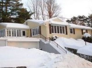 46 Warwick Rd, Gardner, MA 01440