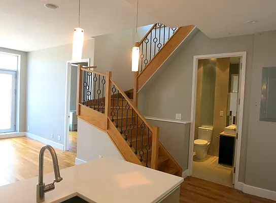 Rented by Loom Group | media 50