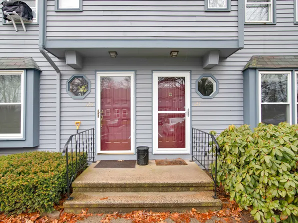 1 Abbott Road #127, Ellington, CT 06029