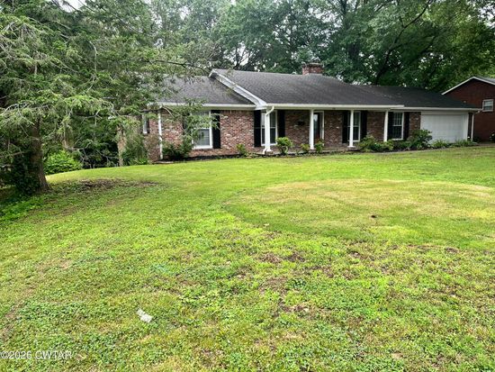 558 Wallace Rd, Jackson, TN 38305
