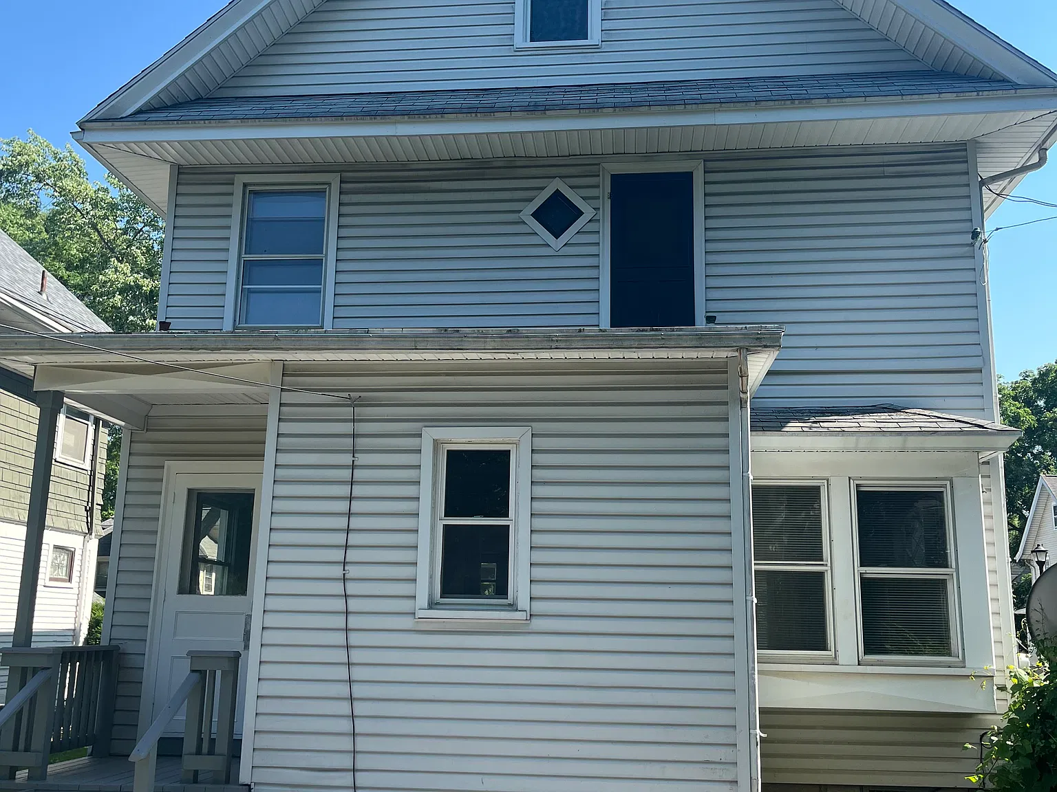 4 bed, 1.5 bath, 1495 sqft, $2,100 — Photo 3