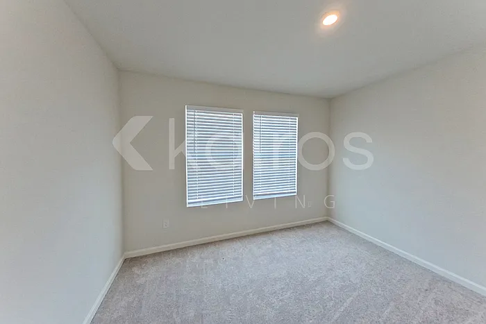 202 Topaz Ln — Photo 17