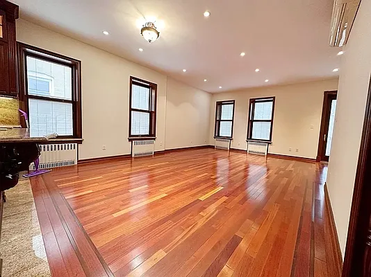 Rented by Brooklyn Property Group LLC | media 11