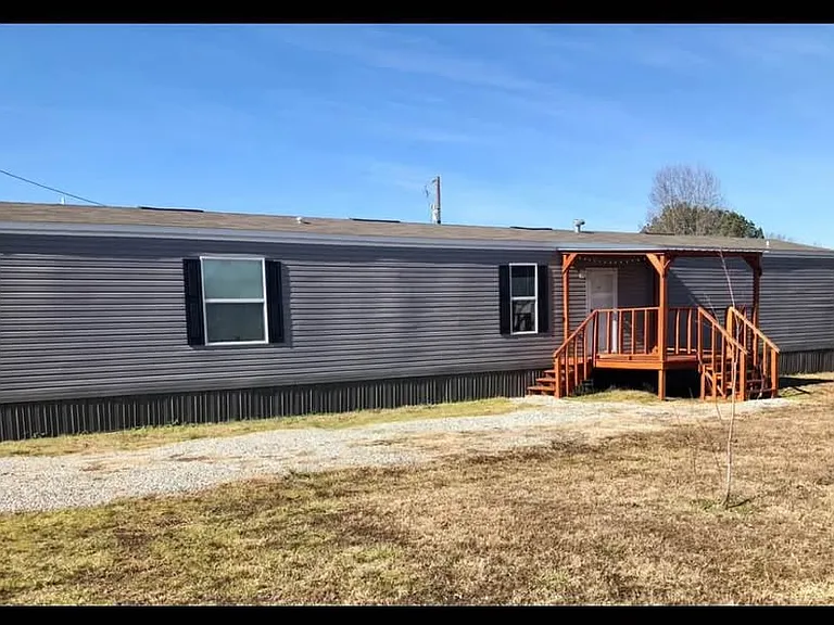 185 Gillham Rd — Photo 1