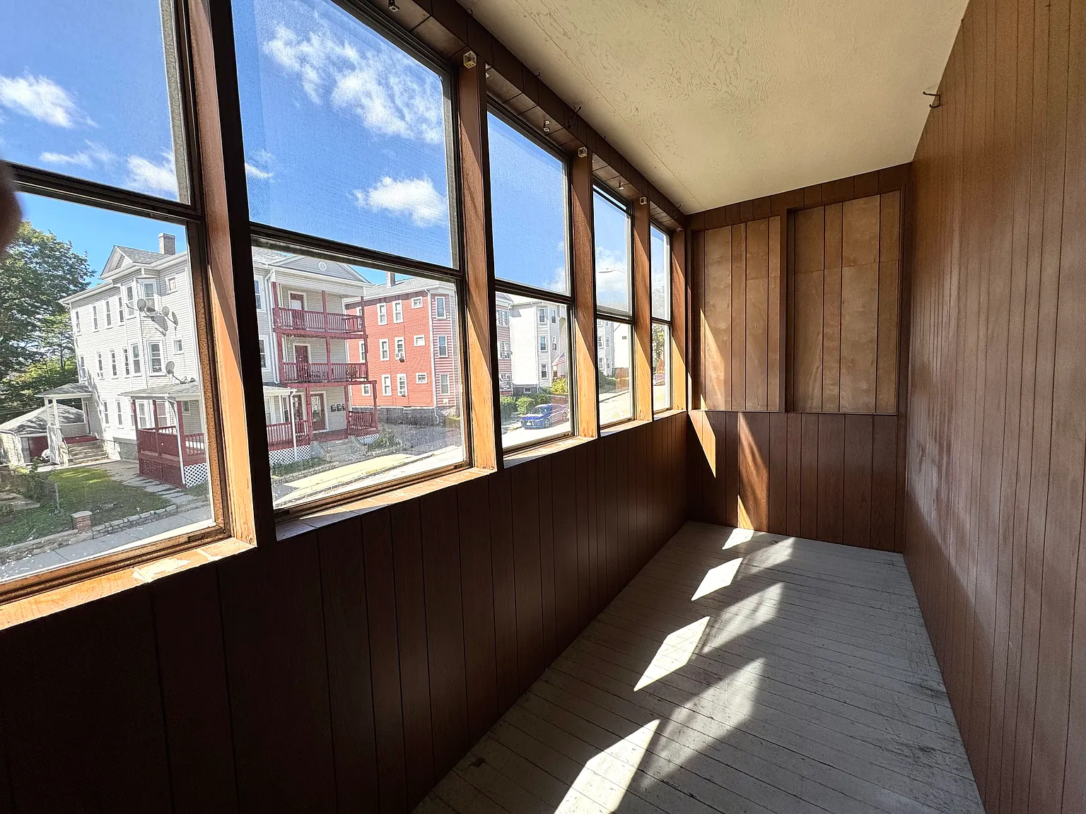 16 Plantation St — Photo 2