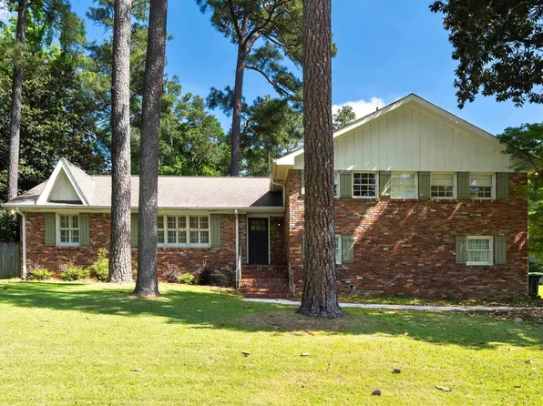 2300 Crossgate Trl, Birmingham, AL 35216