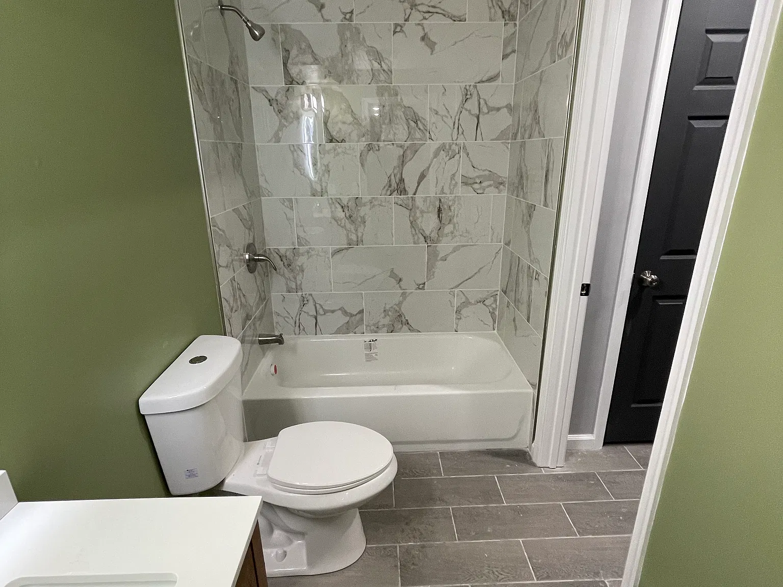 1021 W Hamilton St — Photo 3