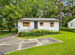 449 Hamilton E Holmes Dr NW, Atlanta, GA 30318
