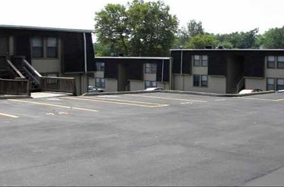 5th image of 1355 Western Ave APT 32