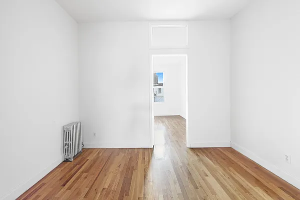 Rented by Compass | media 13