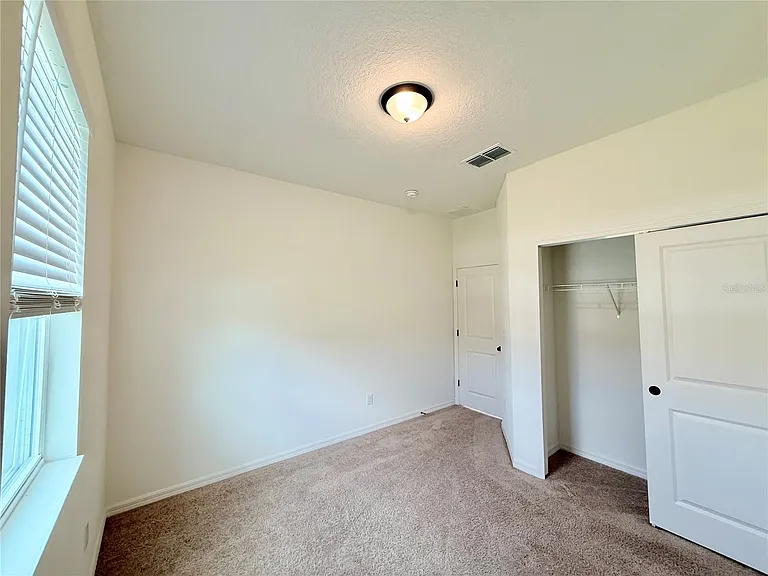 9544 Sandy Bluffs Cir — Photo 10