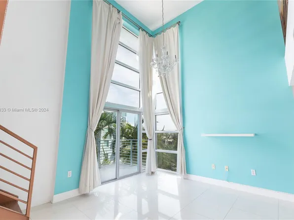 7744 Collins Ave APT 16, Miami Beach, FL 33141