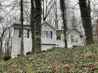 240 Blake Dr, Douglasville, GA 30134