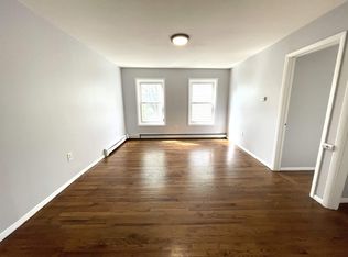 71 Hancock Ave APT 2R, Jersey City, NJ 07307