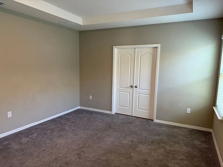 1053 Bradford Ridge Dr — Photo 13