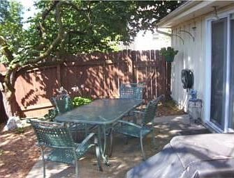 3rd image of 8575 Wedd St