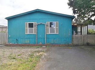 1130 SW 15th St, Lincoln City, OR