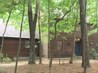 24 E Bay Ct, Carbondale, IL 62902