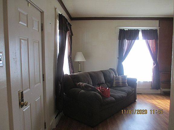 5th image of 715 East Ave