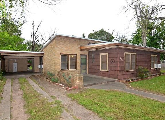 4th image of 204 Hudgins St