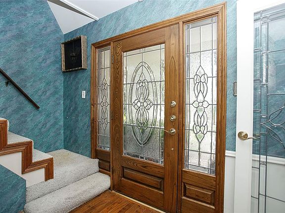 IMPRESSIVE WOOD & LEAD GLASS DOOR W/SIDELIGHTS