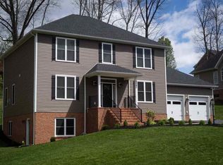 1786 Cumberland Dr, Rockingham, VA 22801