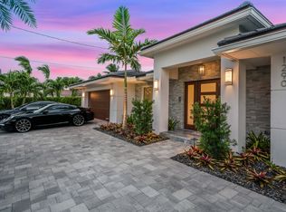 1290 Fairview Ln, Riviera Beach, FL 33404