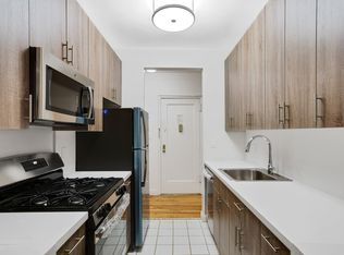 90 E 208th St #1D, Bronx, NY 10467