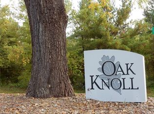 1236 Oak Knoll Dr, Akron, OH 44333
