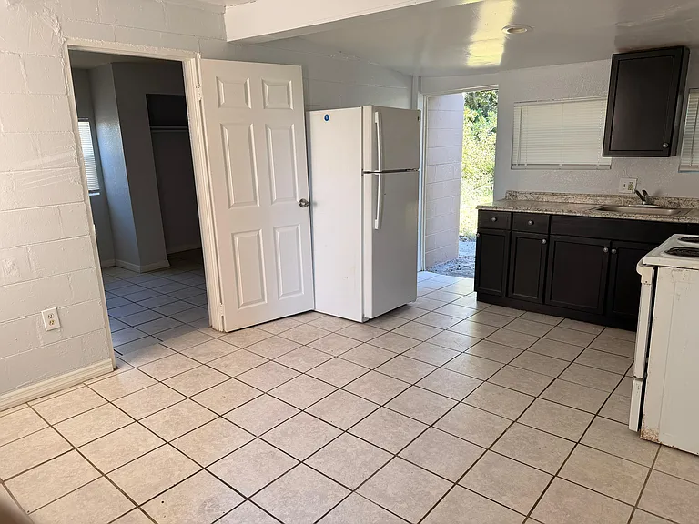 1015 S Rio Grande Ave #A — Photo 2