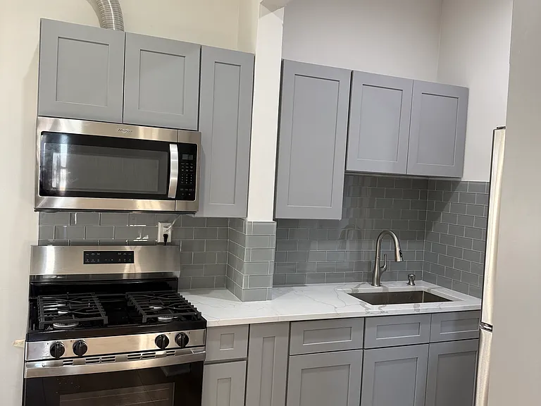 54 Fairfield Ave #1 — Photo 5